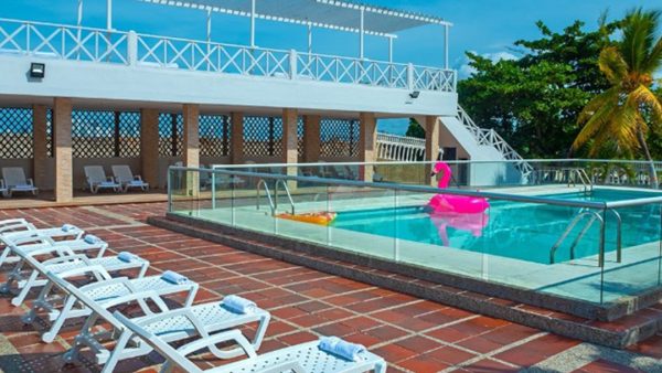 Dorado Plaza - Punta Arena (pasadia)